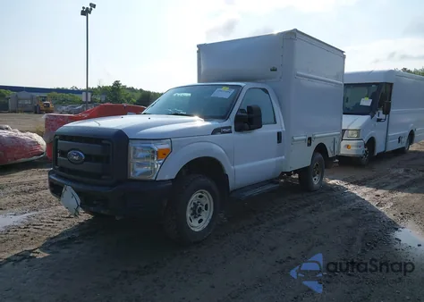 2013 Ford F-250 Xl z USA, uszkodzony, nr VIN 1FDBF2B69DEB64341